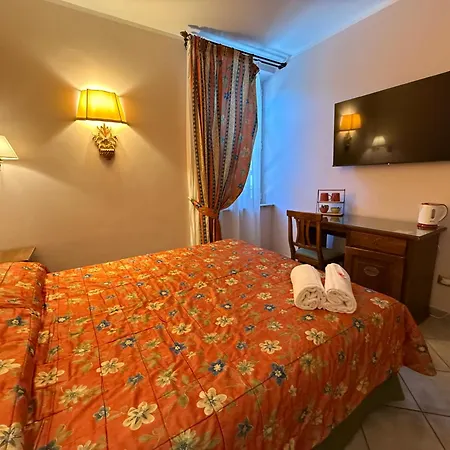 بيت ضيافة Le Camelie سيينا