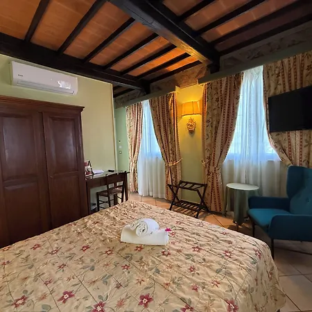 Le Camelie Siena