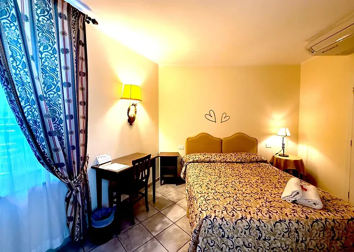 Casa de hóspedes Le Camelie 3*