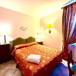 Le Camelie سيينا