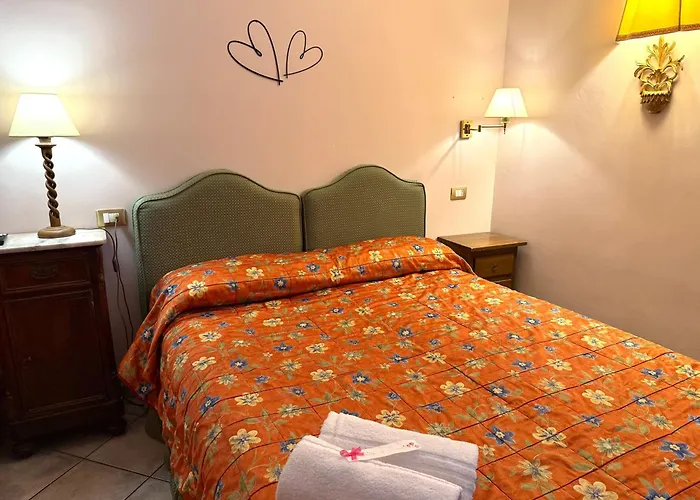 Le Camelie Гостевой дом Сиена