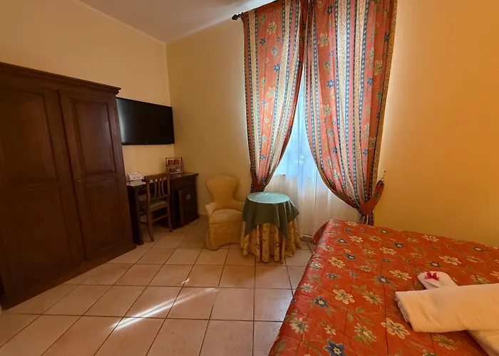 Le Camelie 3* Сієна